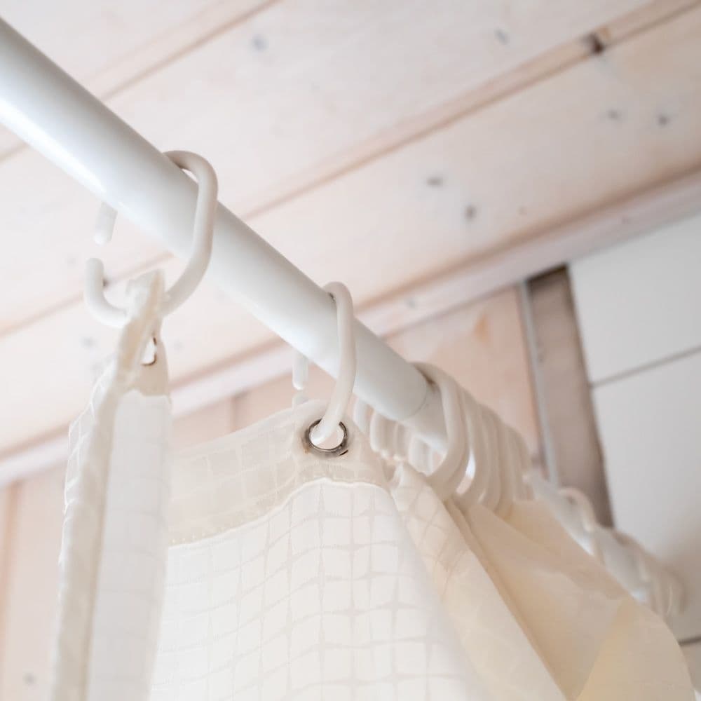 BARRA DE CORTINA BLANCA, 125 x 220 cm